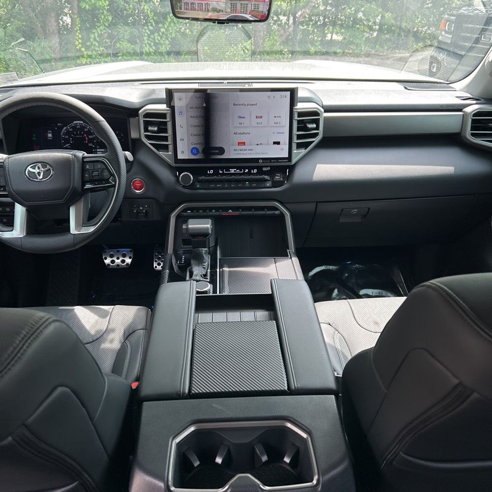 2024 Toyota Sequoia SR5