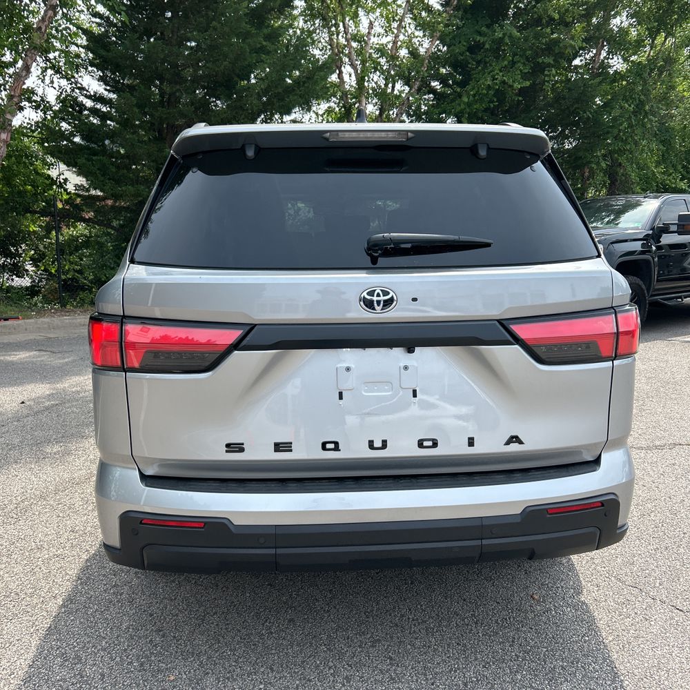 2024 Toyota Sequoia SR5
