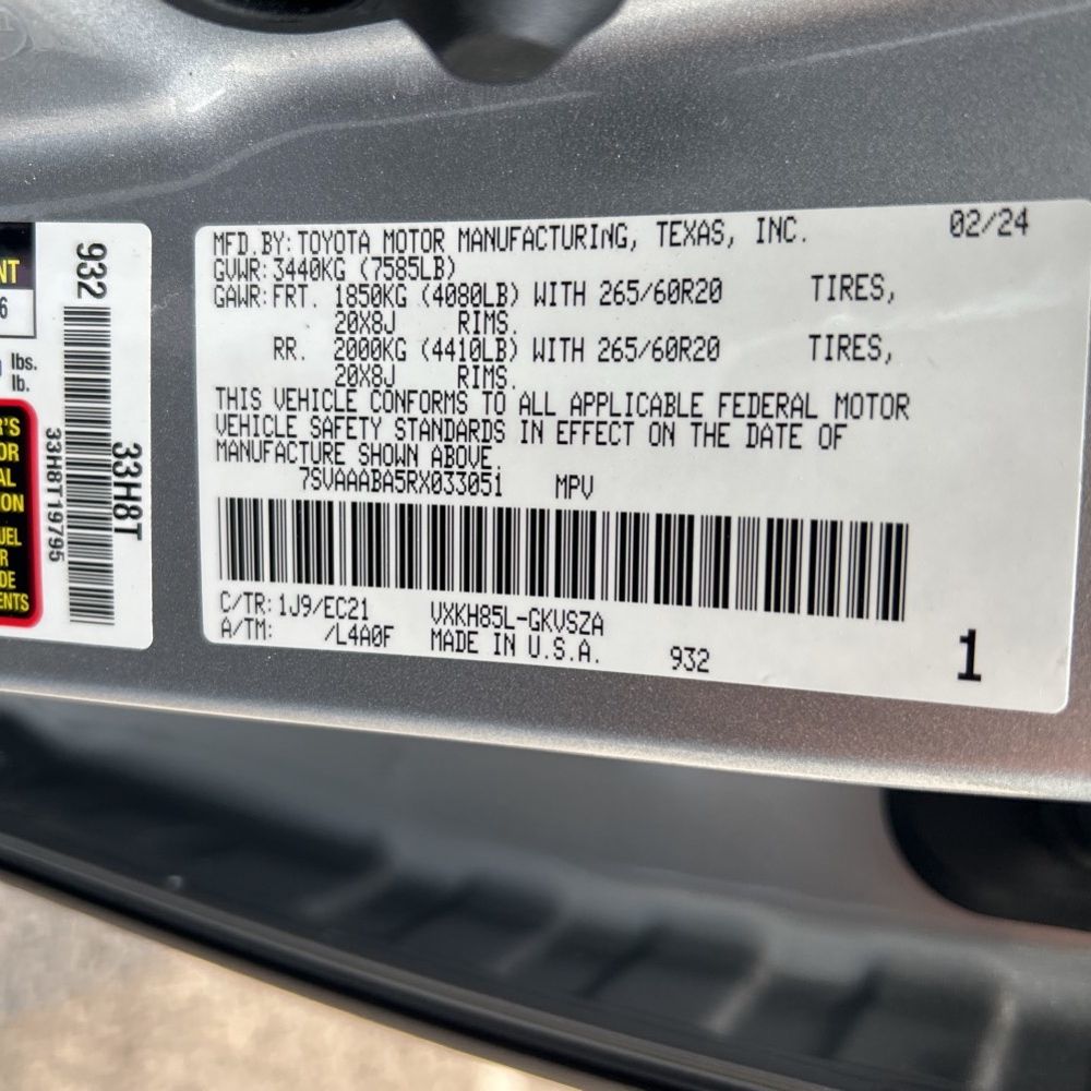 2024 Toyota Sequoia SR5