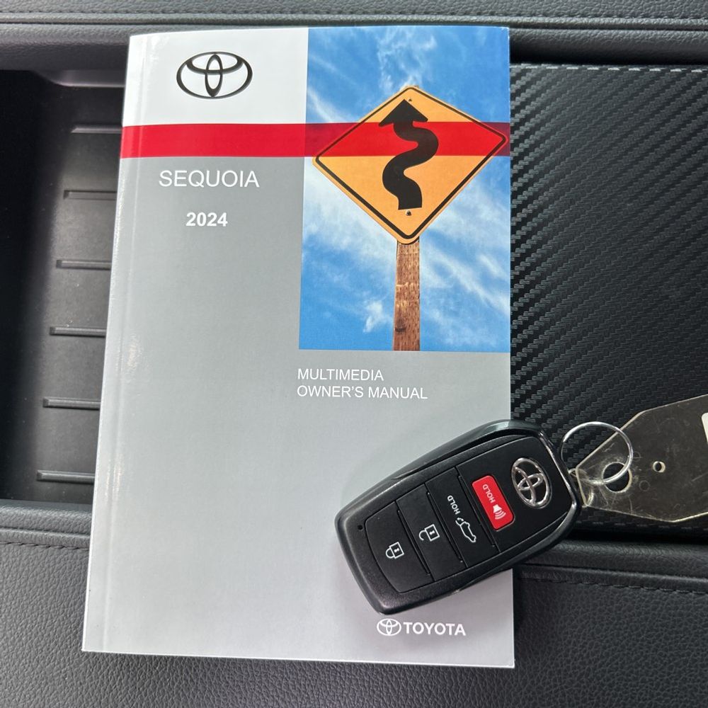 2024 Toyota Sequoia SR5