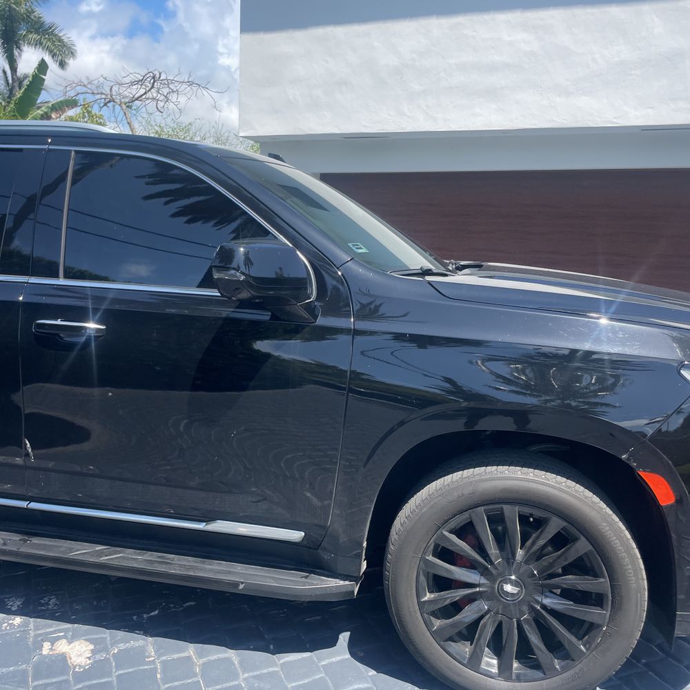 2023 Cadillac Escalade ESV Premium Luxury