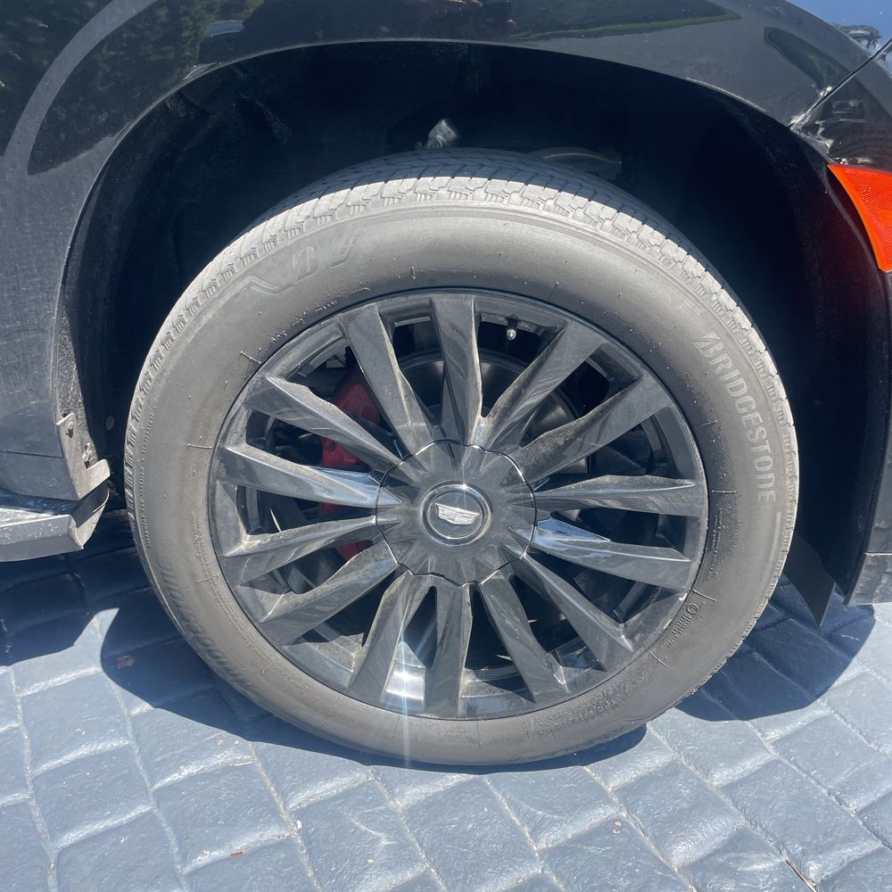 2023 Cadillac Escalade ESV Premium Luxury