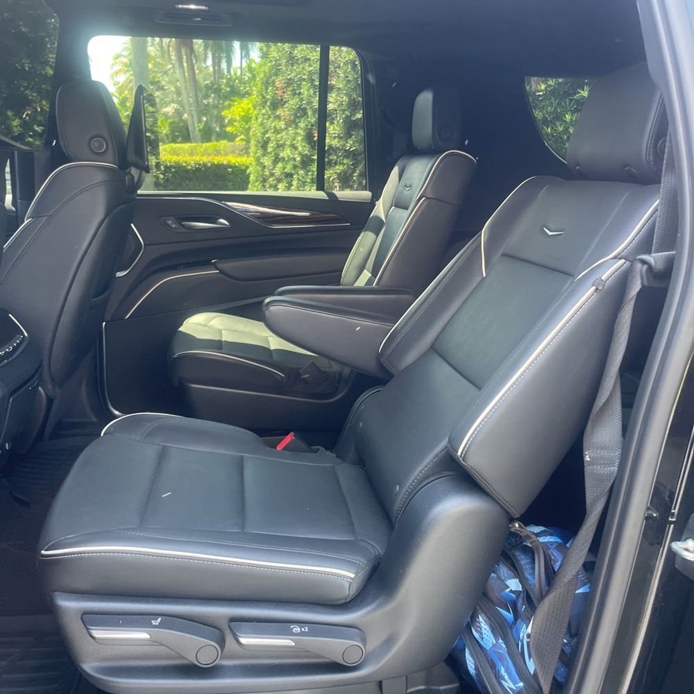 2023 Cadillac Escalade ESV Premium Luxury