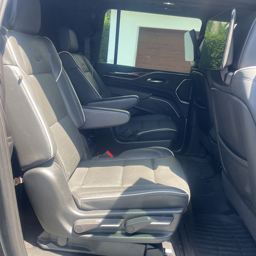 2023 Cadillac Escalade ESV Premium Luxury