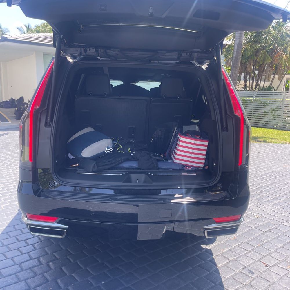 2023 Cadillac Escalade ESV Premium Luxury