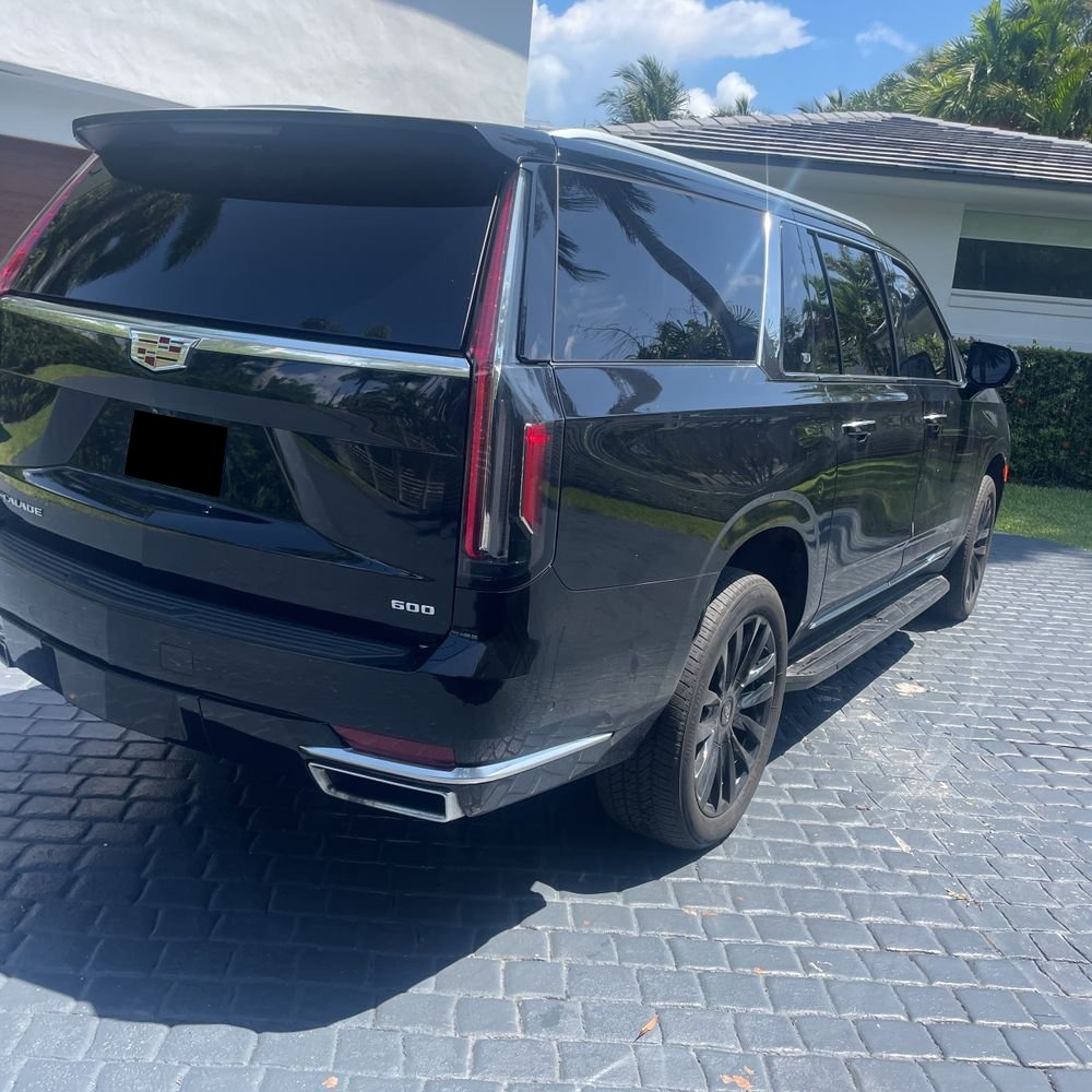 2023 Cadillac Escalade ESV Premium Luxury
