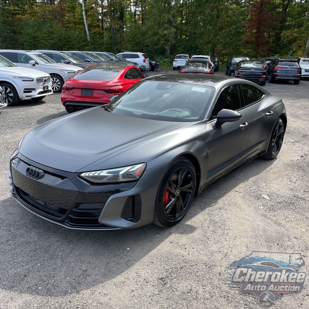 2023 Audi e-tron GT Premium Plus