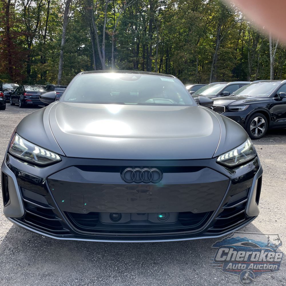 2023 Audi e-tron GT Premium Plus