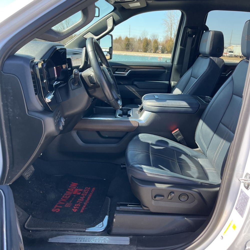 2024 Chevrolet Silverado 2500HD High Country