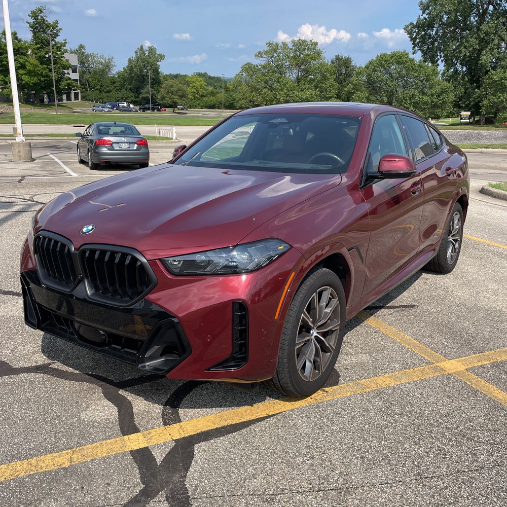 2024 BMW X6 XDrive40i