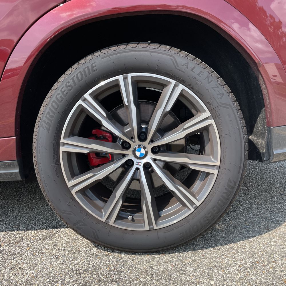 2024 BMW X6 XDrive40i