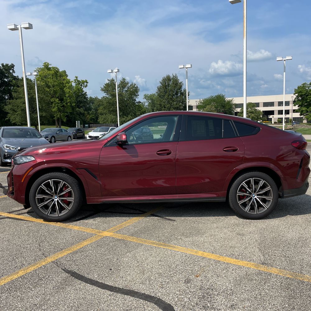 2024 BMW X6 XDrive40i