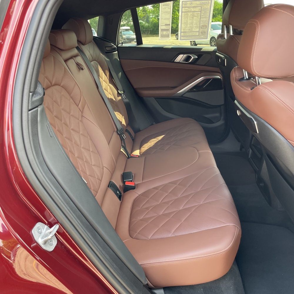 2024 BMW X6 XDrive40i