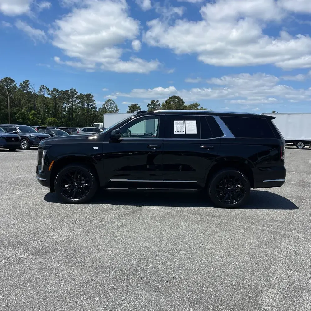 2025 Cadillac Escalade Premium Luxury