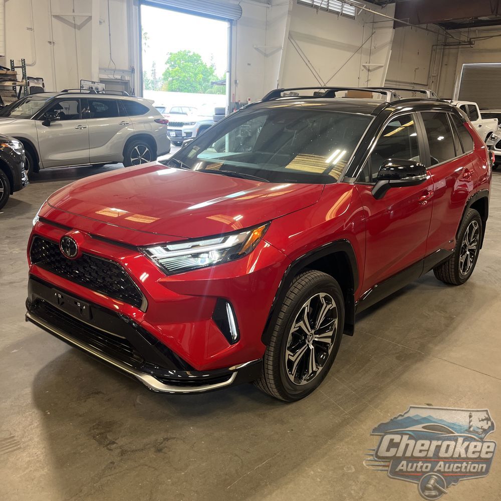 2025 Toyota RAV4 Plug-in Hybrid XSE