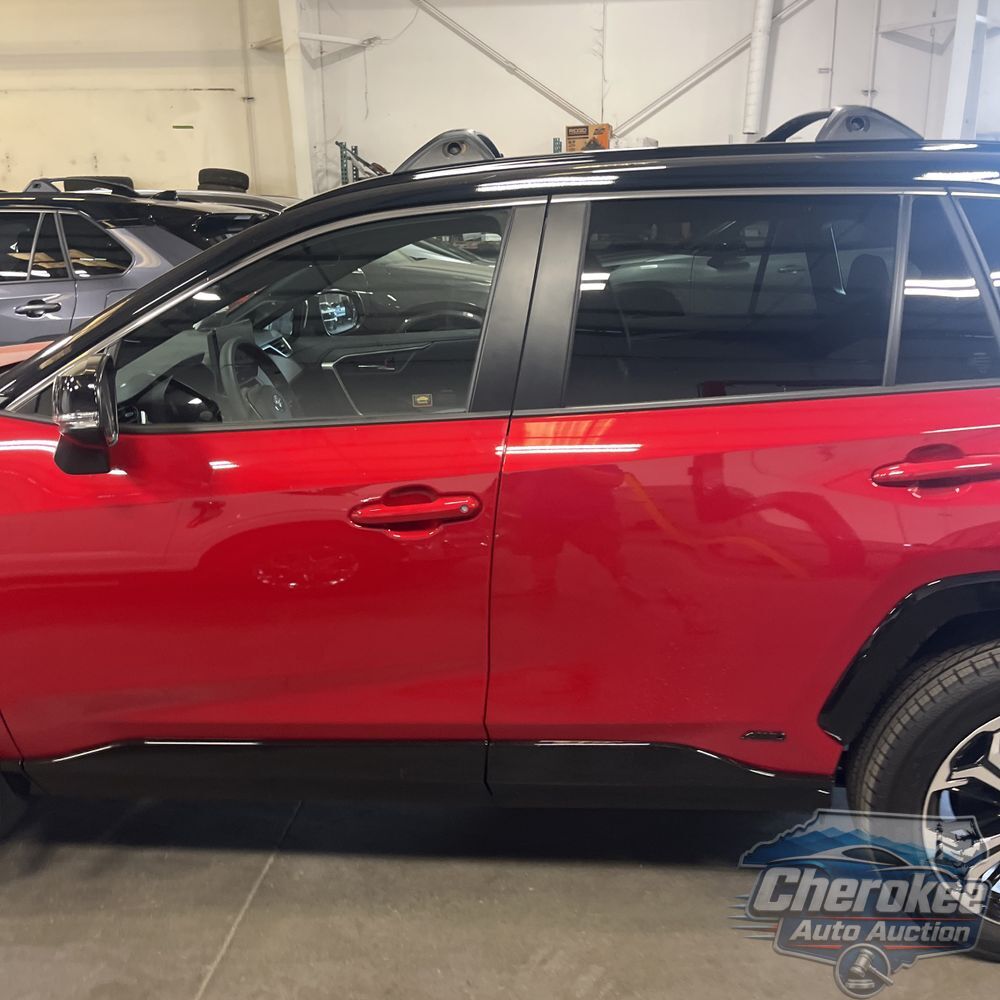 2025 Toyota RAV4 Plug-in Hybrid XSE