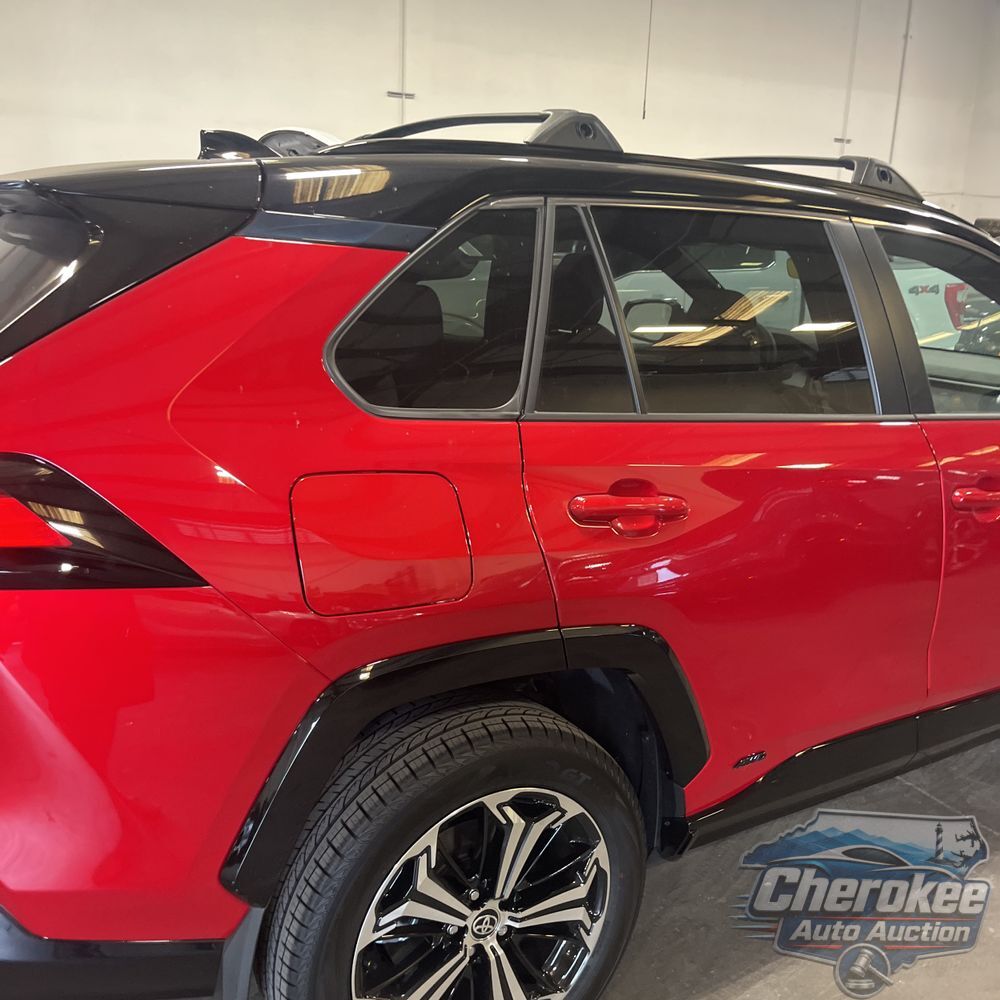 2025 Toyota RAV4 Plug-in Hybrid XSE