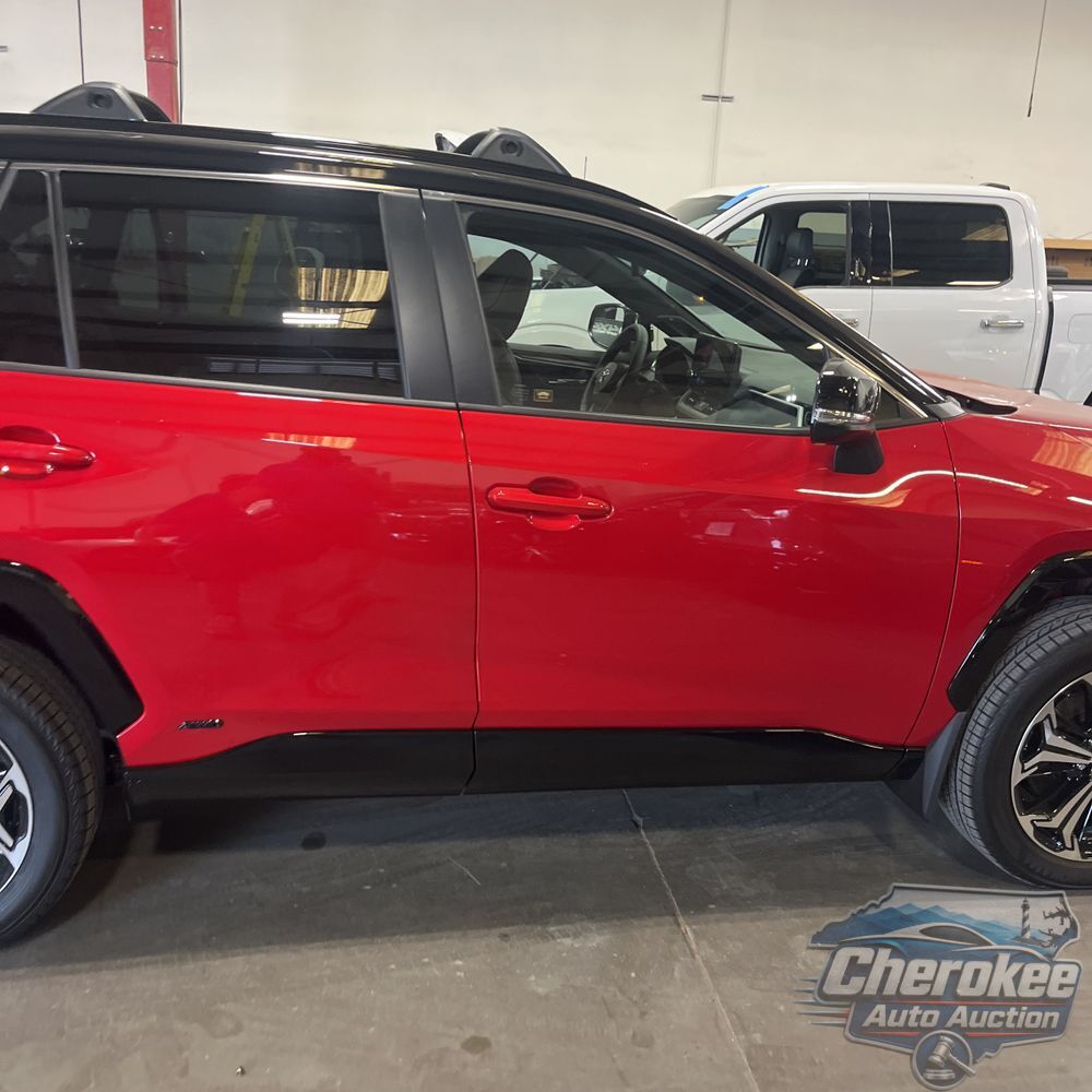2025 Toyota RAV4 Plug-in Hybrid XSE