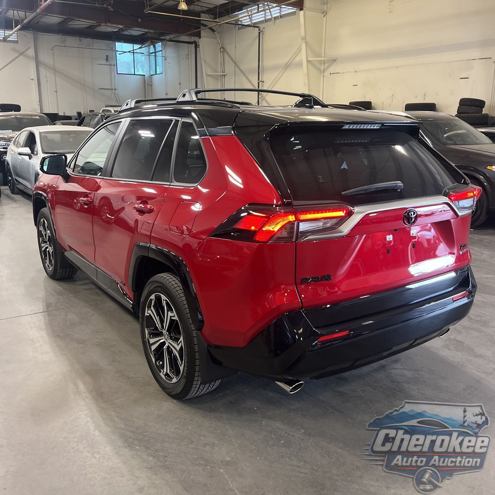 2025 Toyota RAV4 Plug-in Hybrid XSE