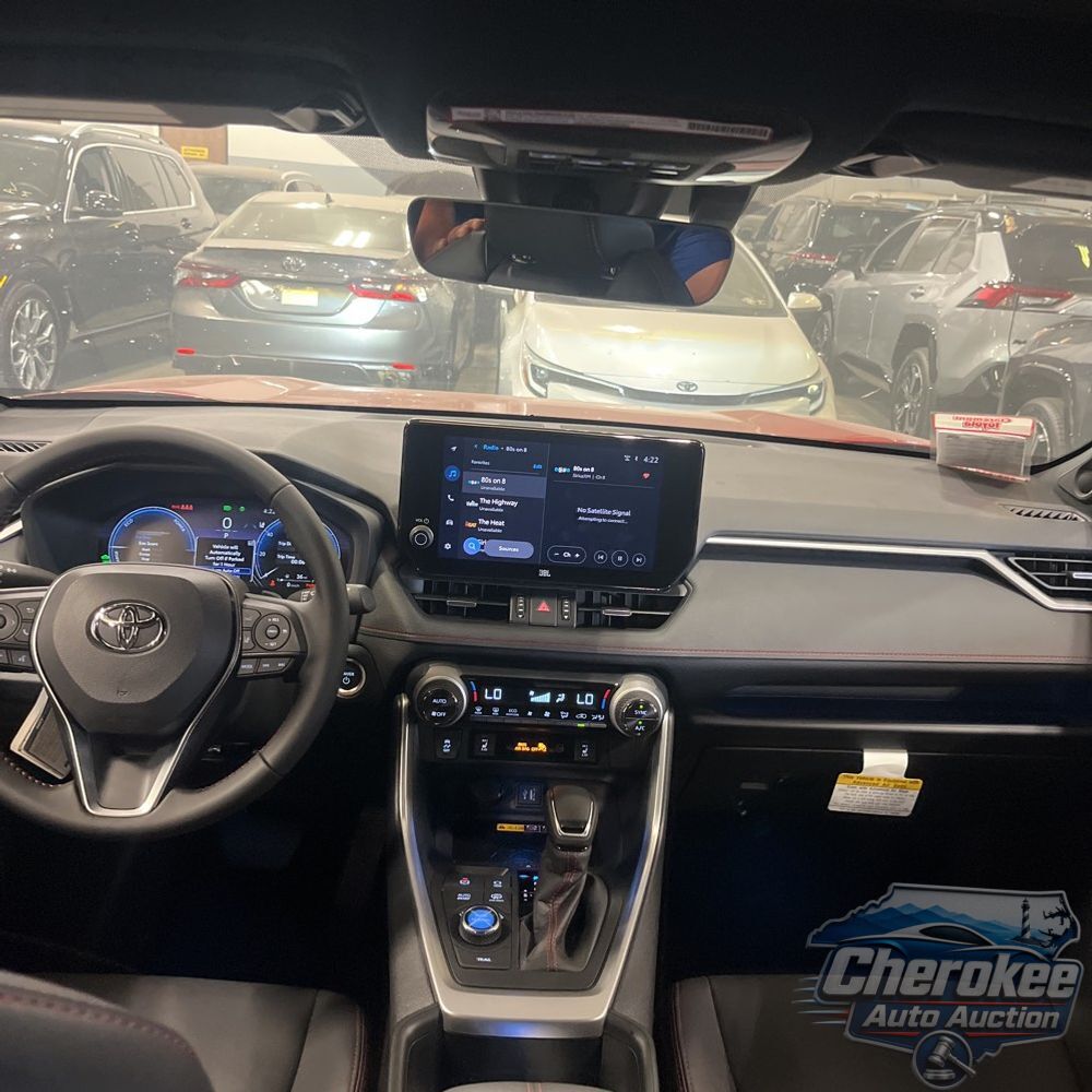 2025 Toyota RAV4 Plug-in Hybrid XSE