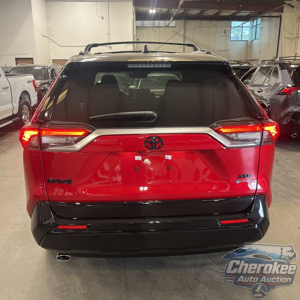 2025 Toyota RAV4 Plug-in Hybrid XSE