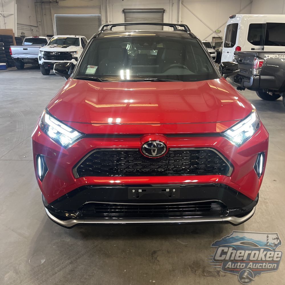 2025 Toyota RAV4 Plug-in Hybrid XSE