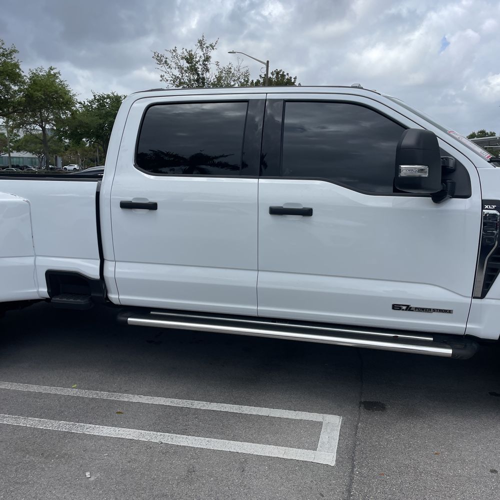 2023 Ford F-350 Super Duty XLT