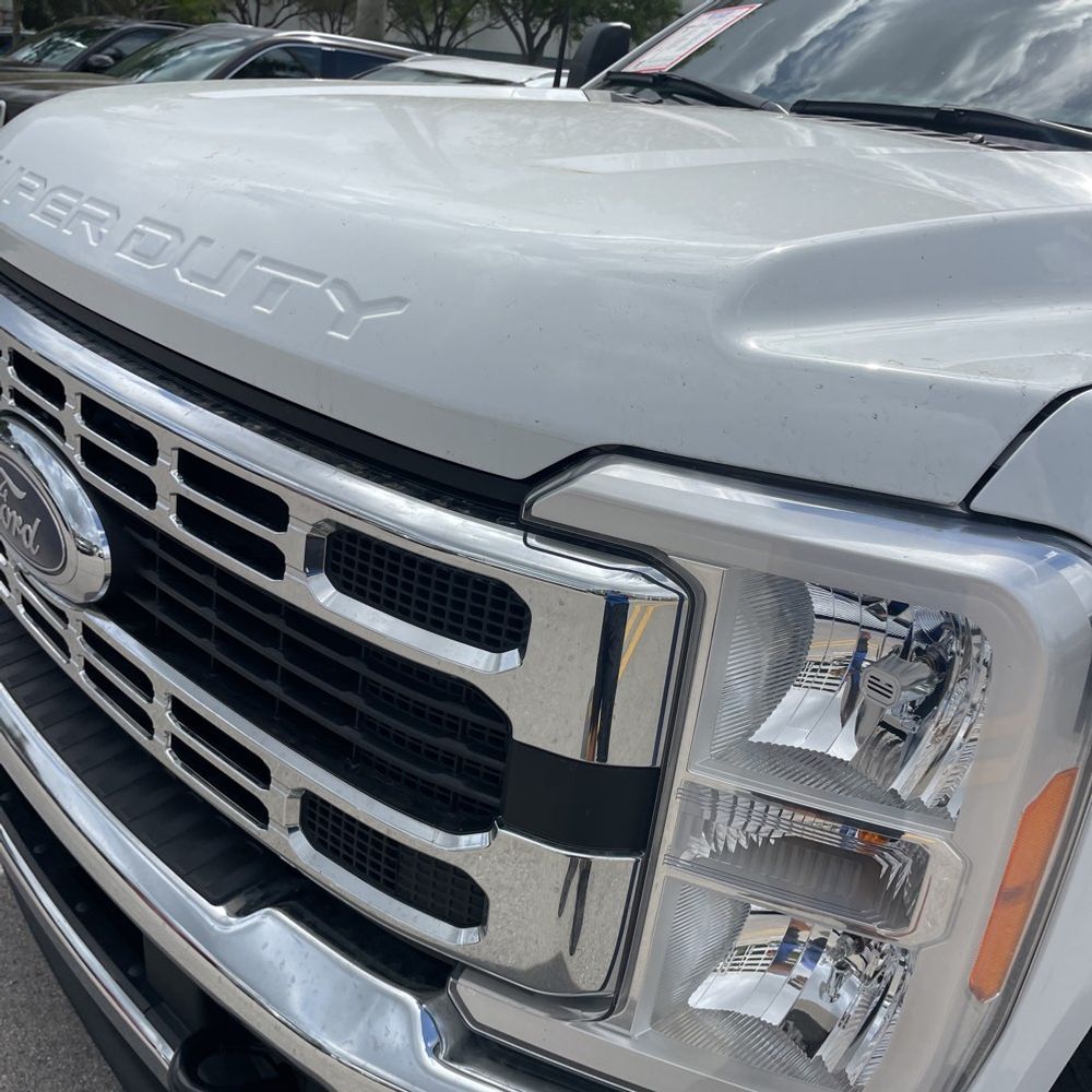 2023 Ford F-350 Super Duty XLT