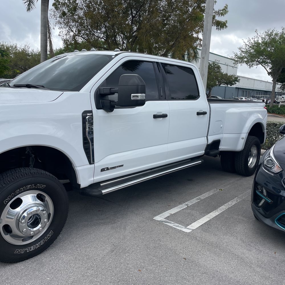 2023 Ford F-350 Super Duty XLT