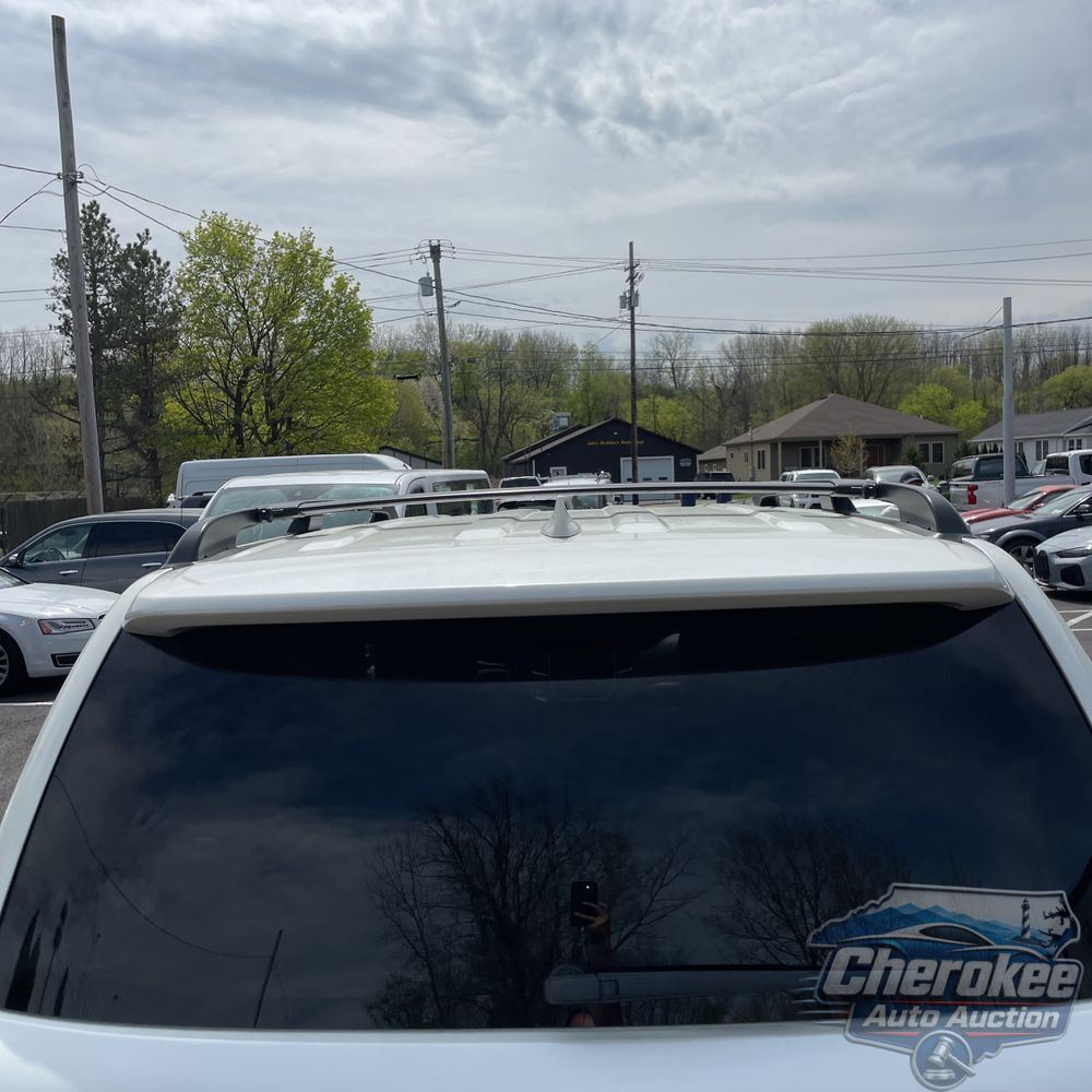 2017 Toyota Land Cruiser Base
