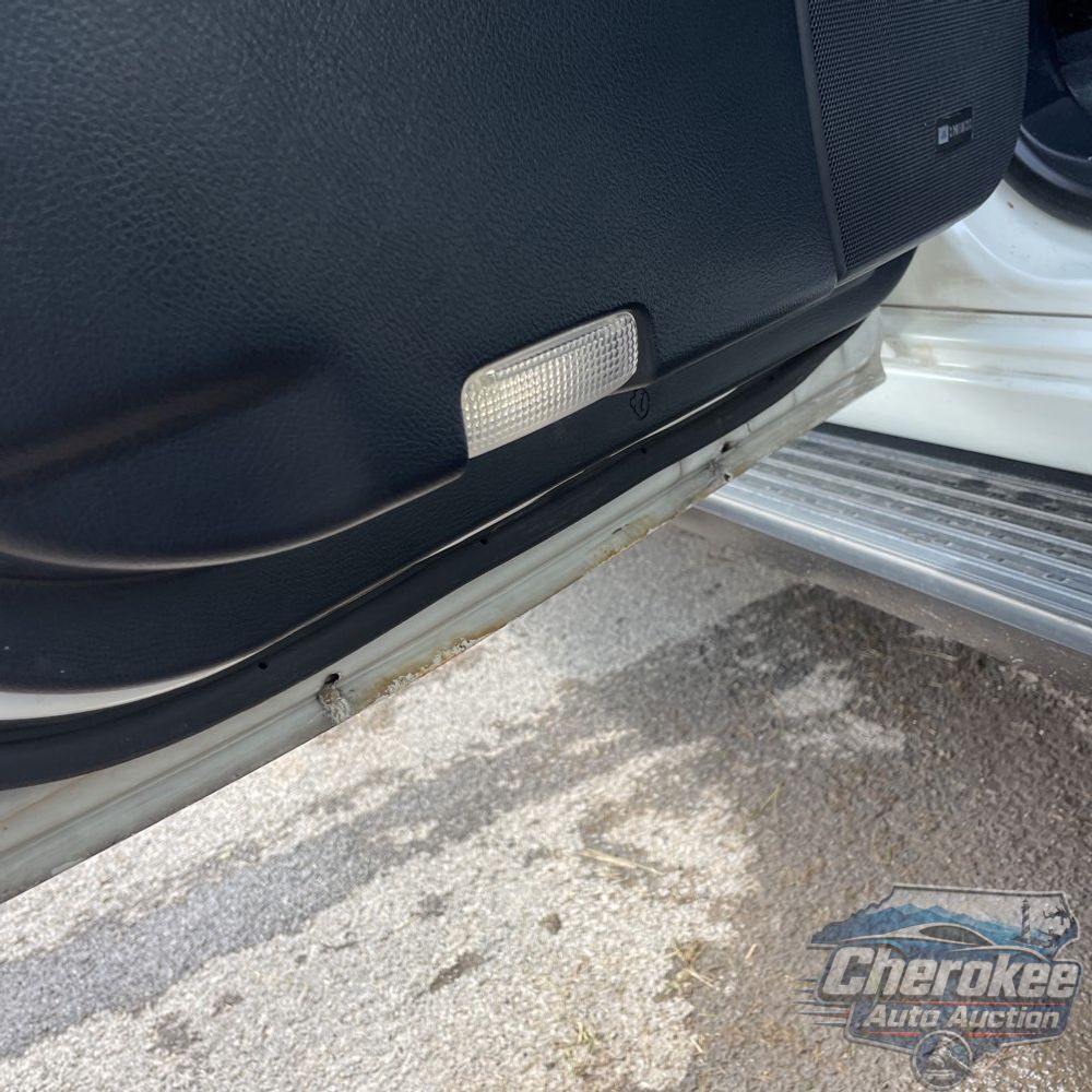 2017 Toyota Land Cruiser Base