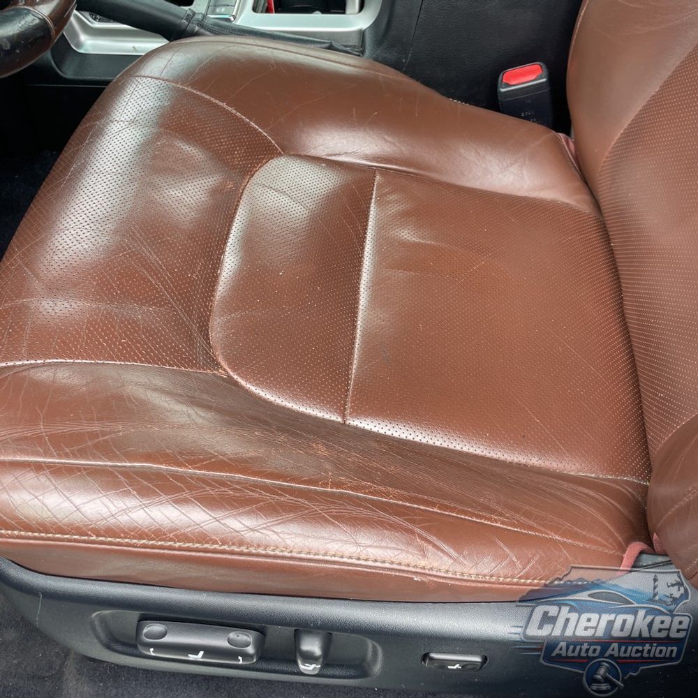 2017 Toyota Land Cruiser Base