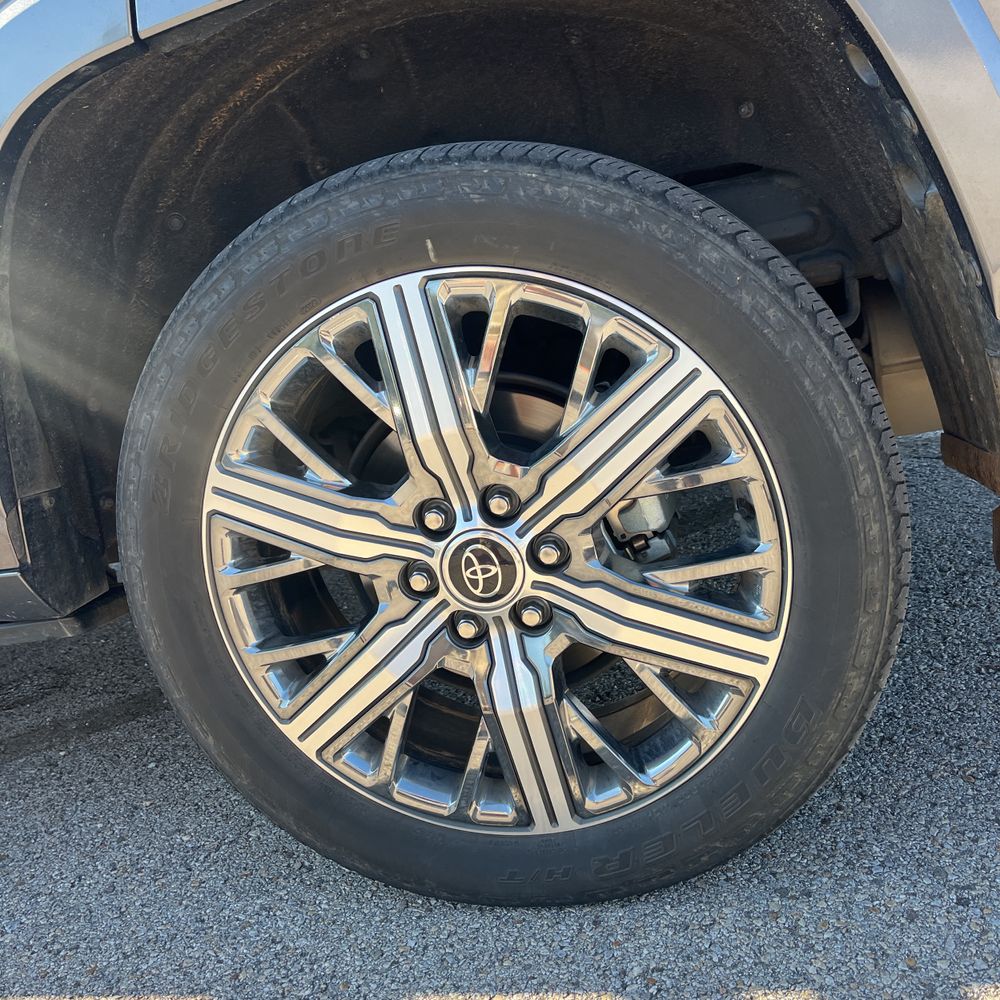 2024 Toyota Sequoia Capstone