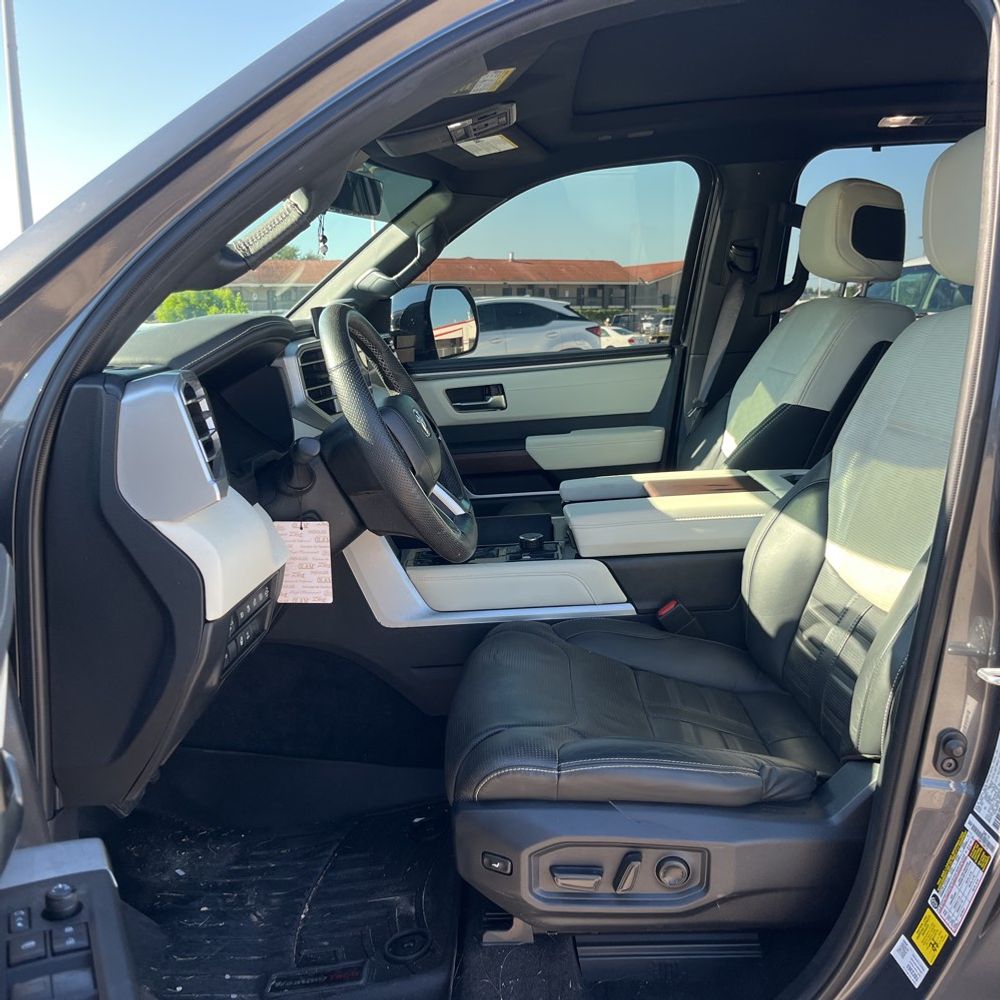 2024 Toyota Sequoia Capstone