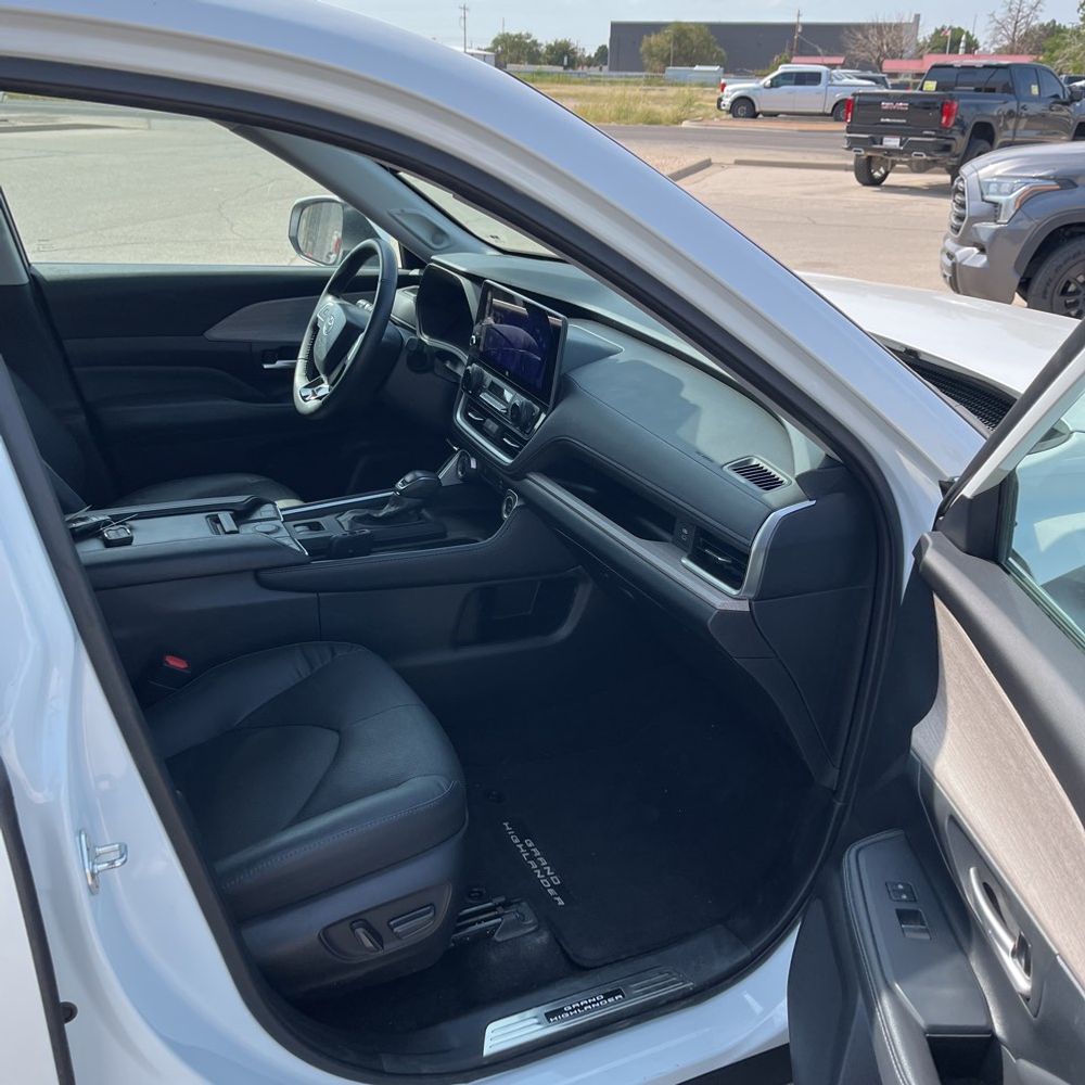 2024 Toyota Grand Highlander Hybrid Limited