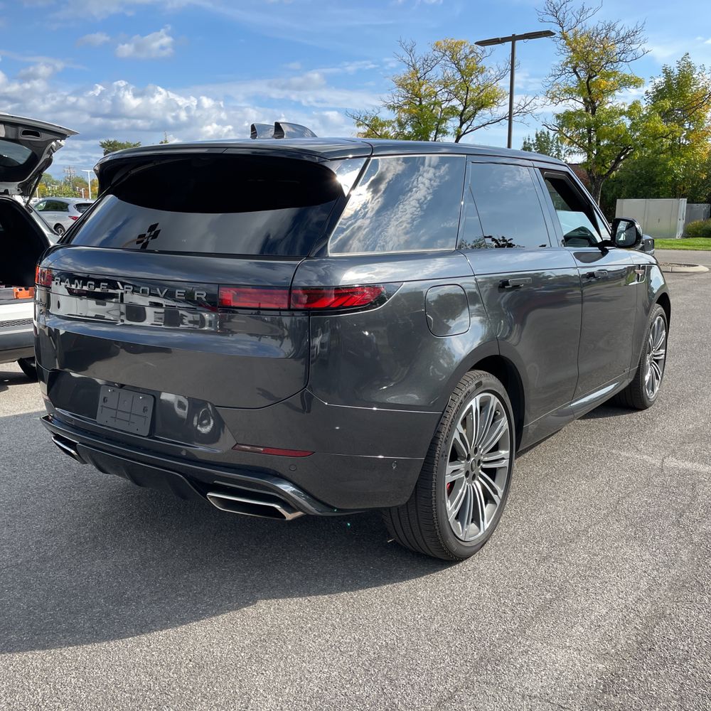 2025 Land Rover Range Rover Sport Autobiography P550e