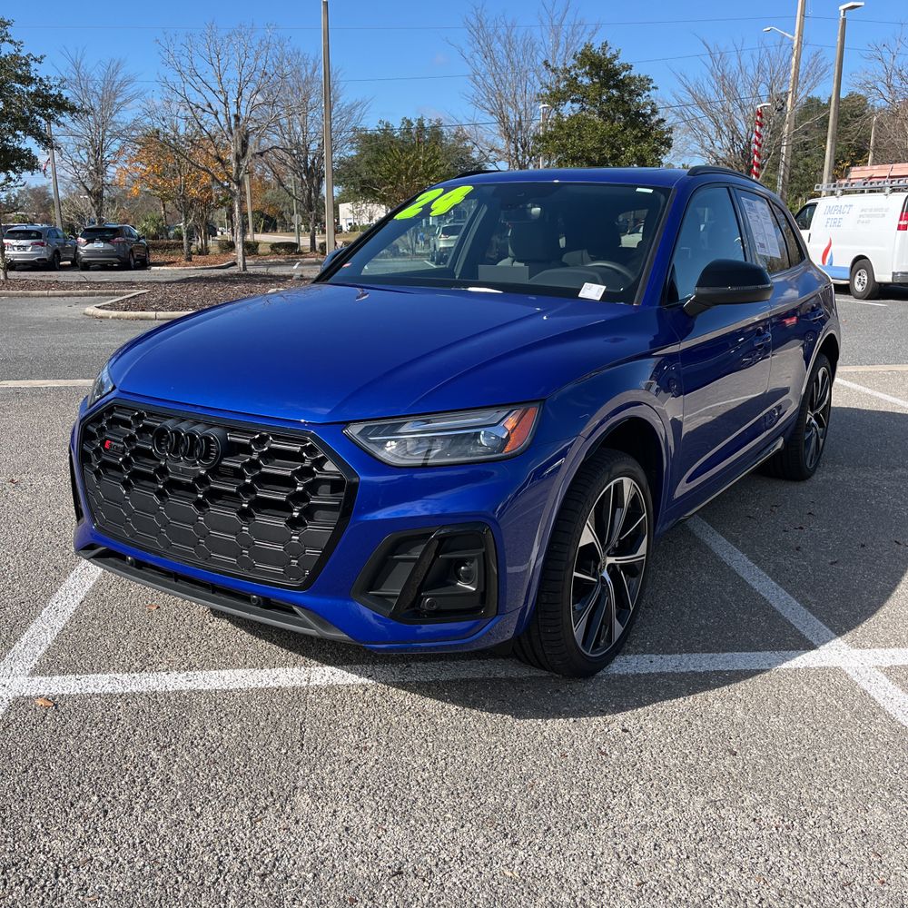 2024 Audi SQ5 Premium Plus