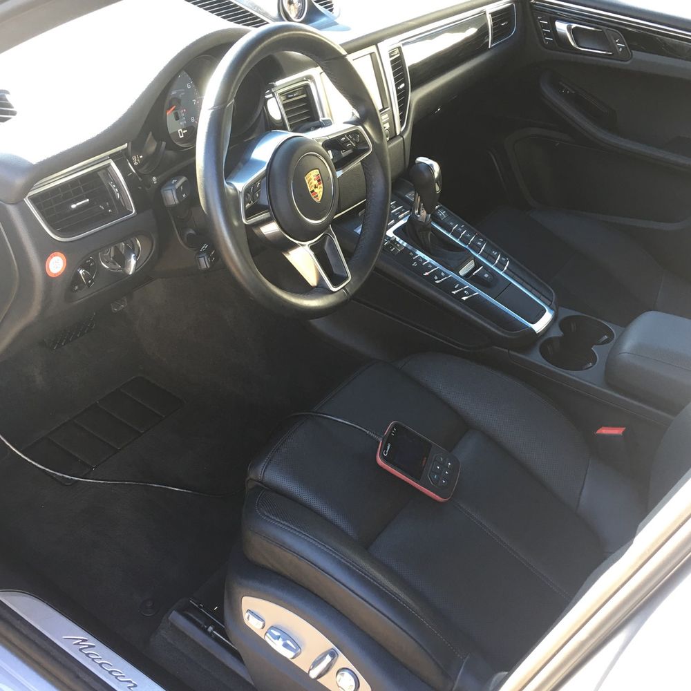 2016 Porsche Macan S