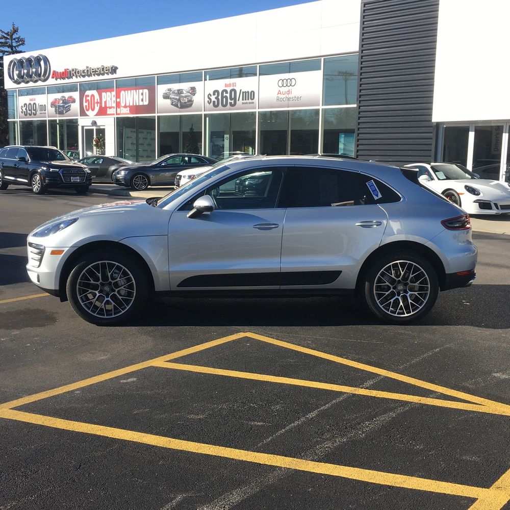 2016 Porsche Macan S