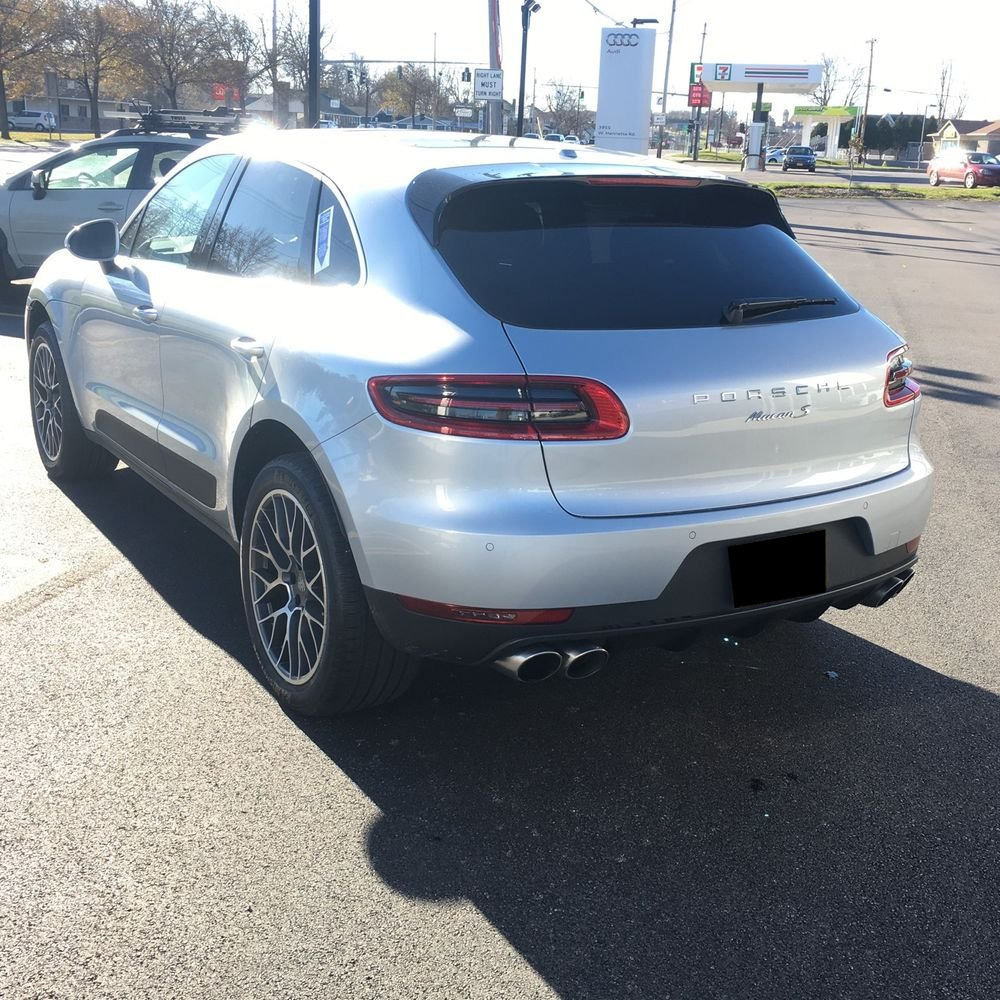 2016 Porsche Macan S