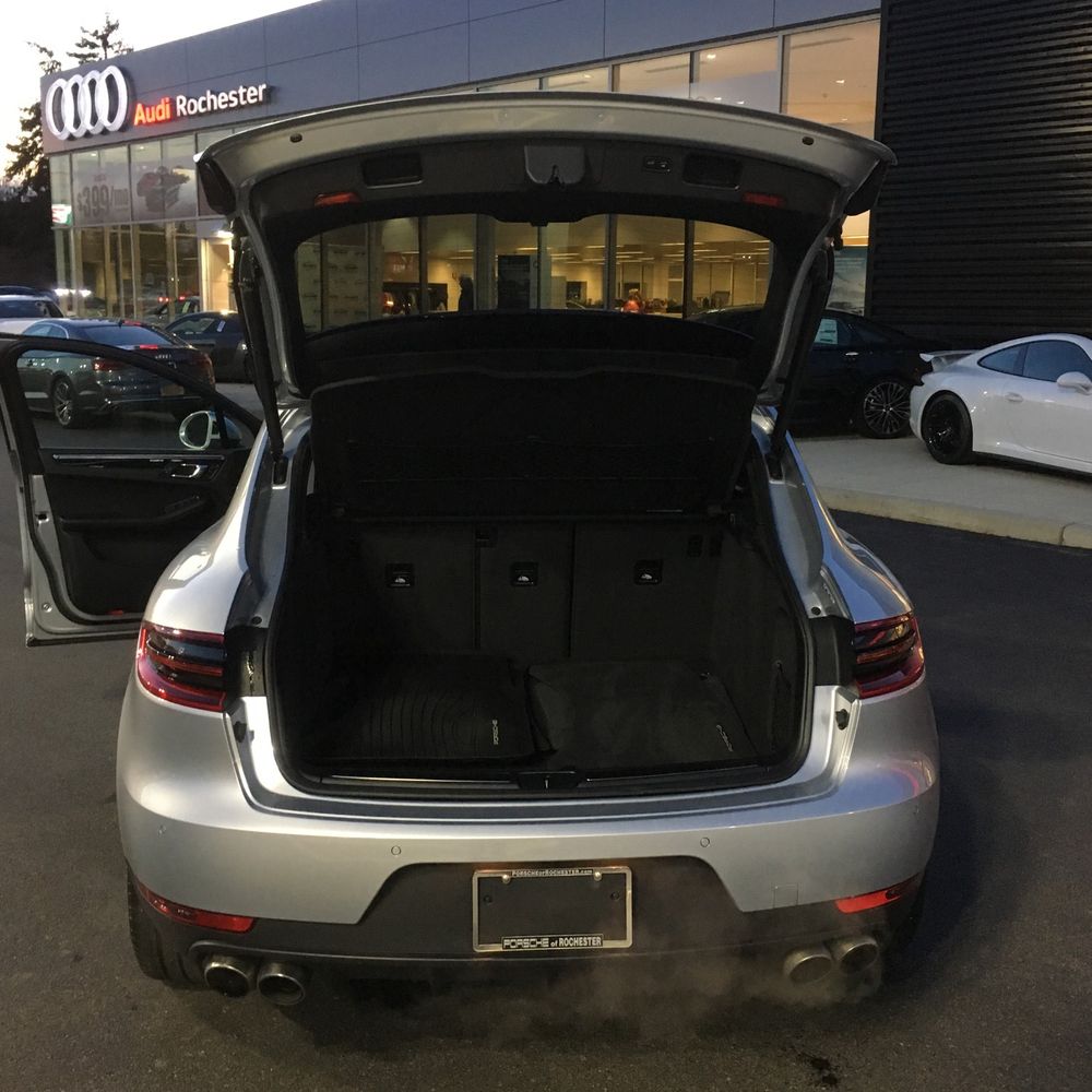 2016 Porsche Macan S