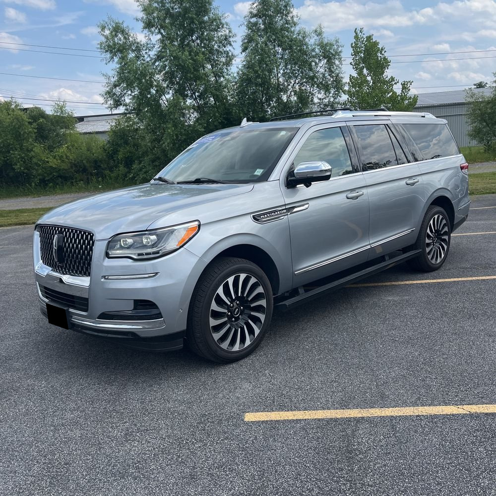 2022 Lincoln Navigator L Black Label