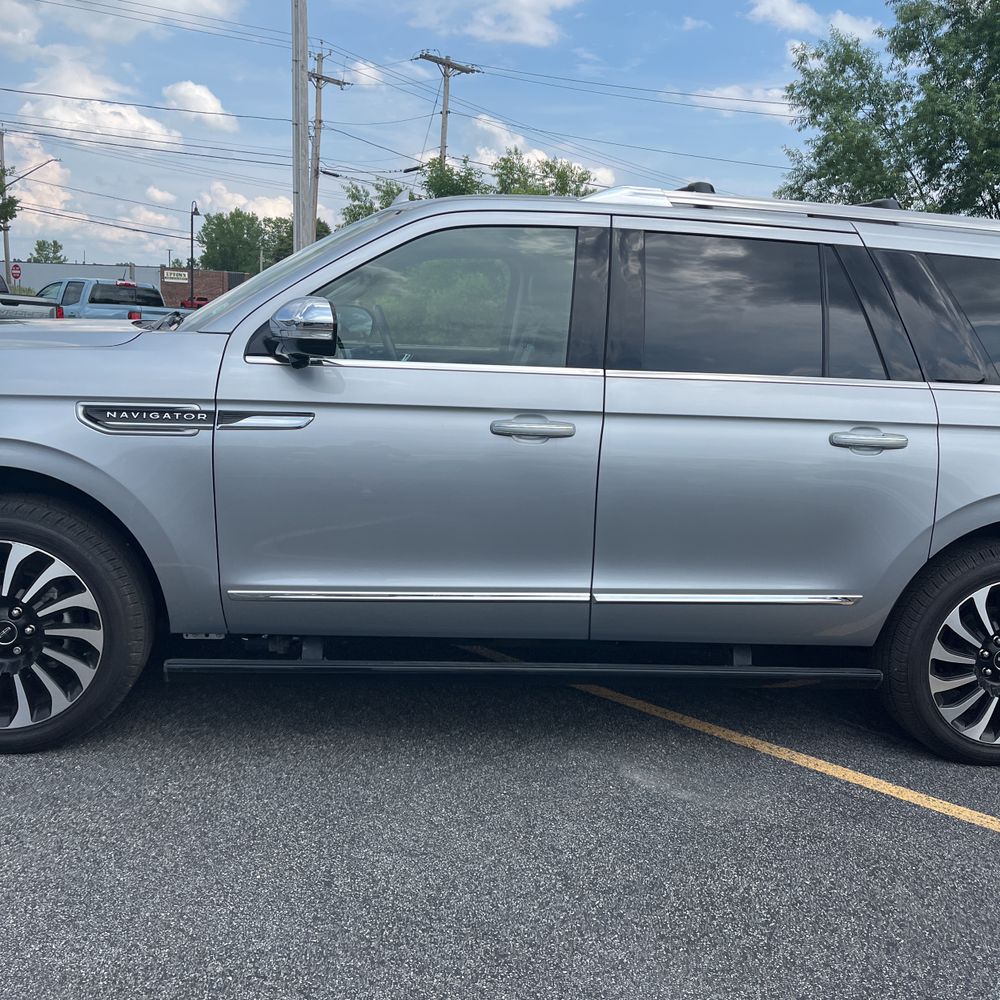 2022 Lincoln Navigator L Black Label