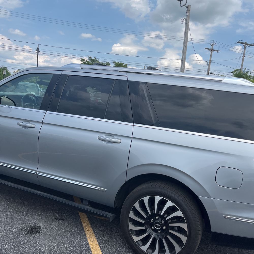 2022 Lincoln Navigator L Black Label