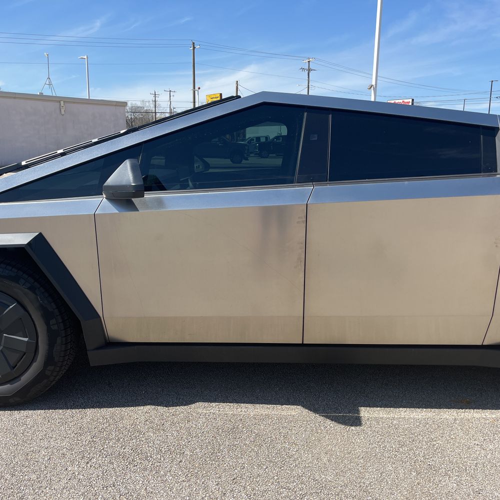 2025 Tesla Cybertruck Base