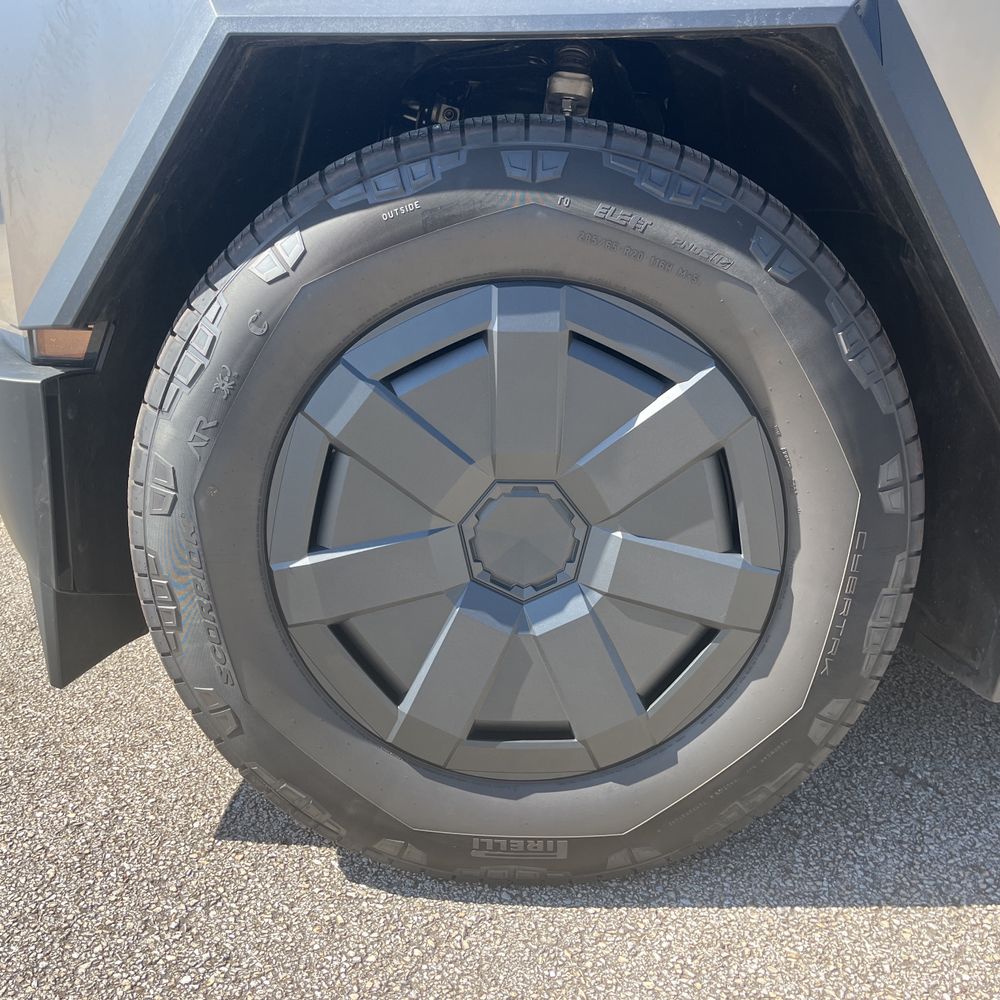 2025 Tesla Cybertruck Base