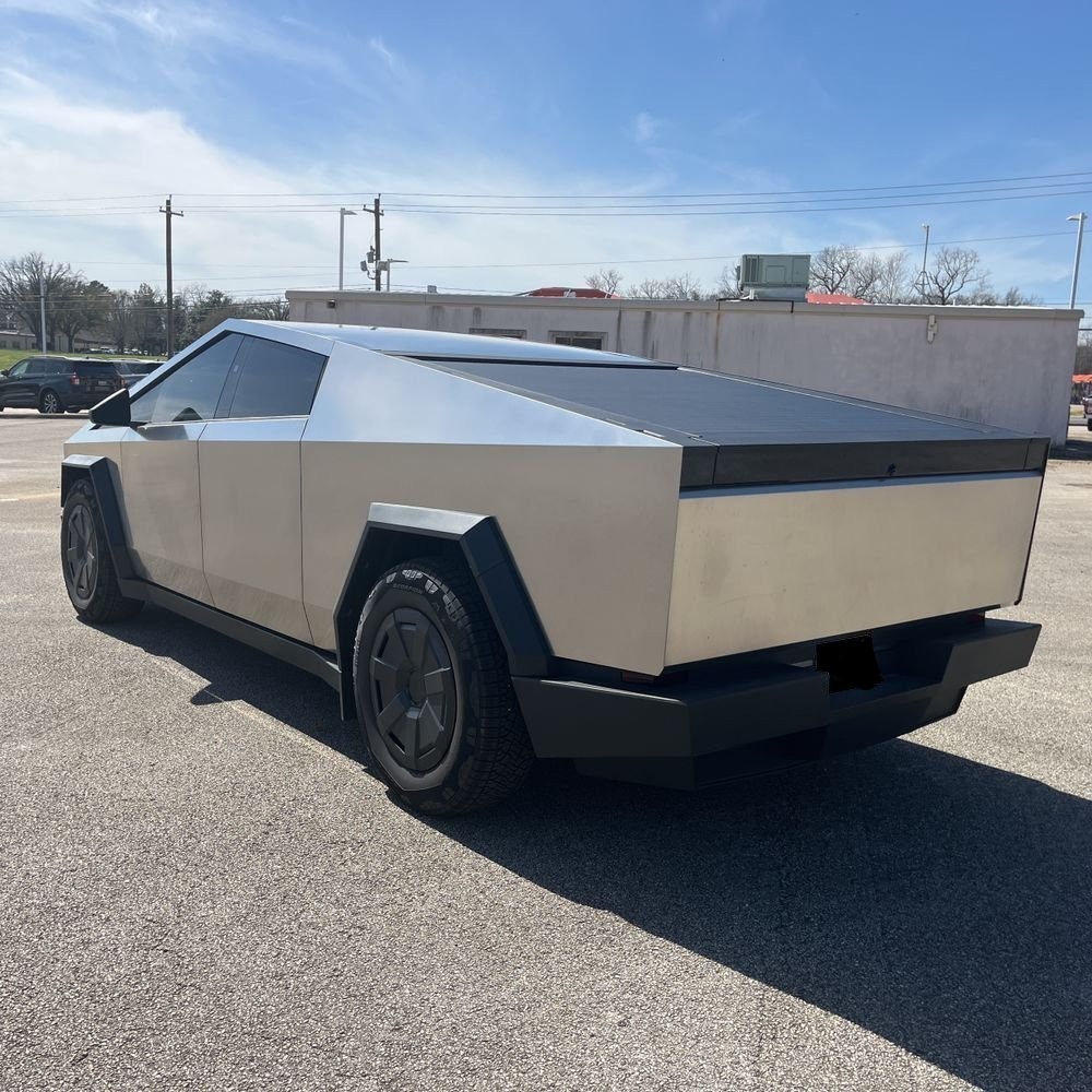 2025 Tesla Cybertruck Base