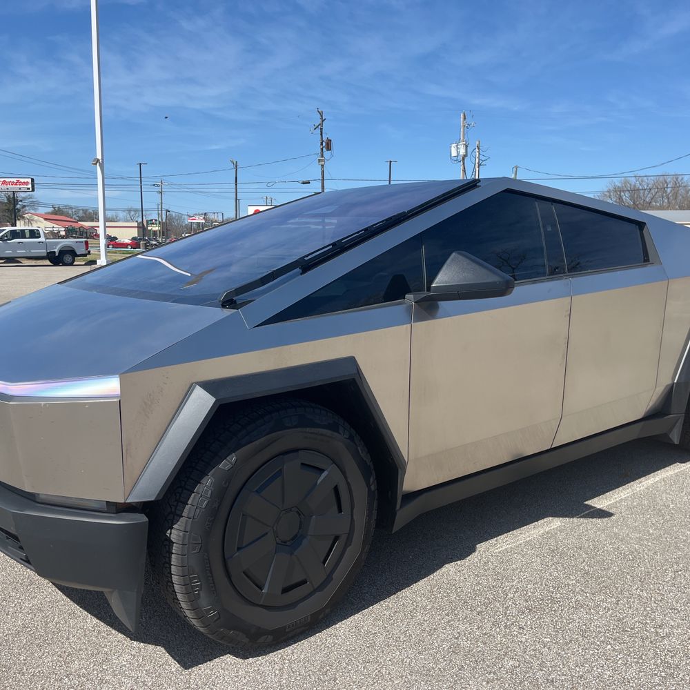 2025 Tesla Cybertruck Base