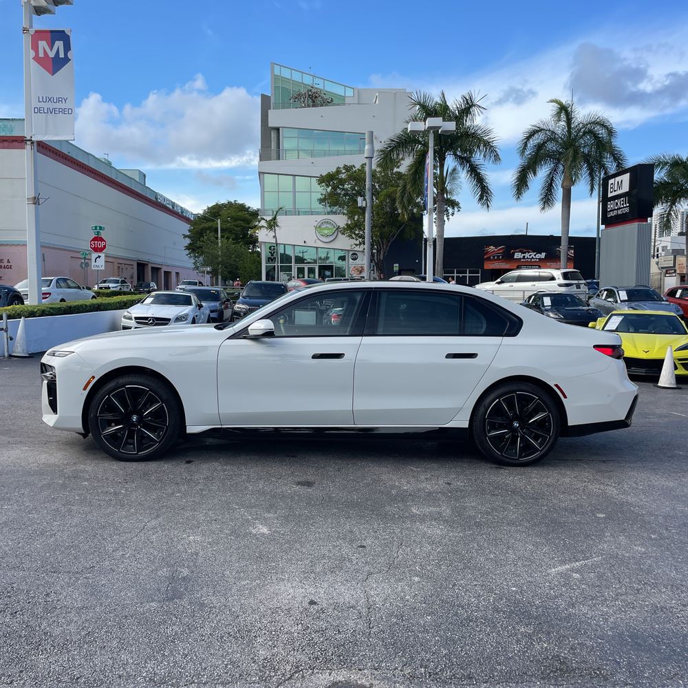 2024 BMW i7 eDrive50