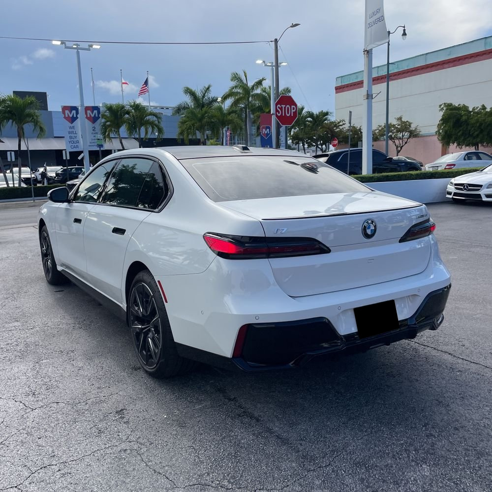 2024 BMW i7 eDrive50